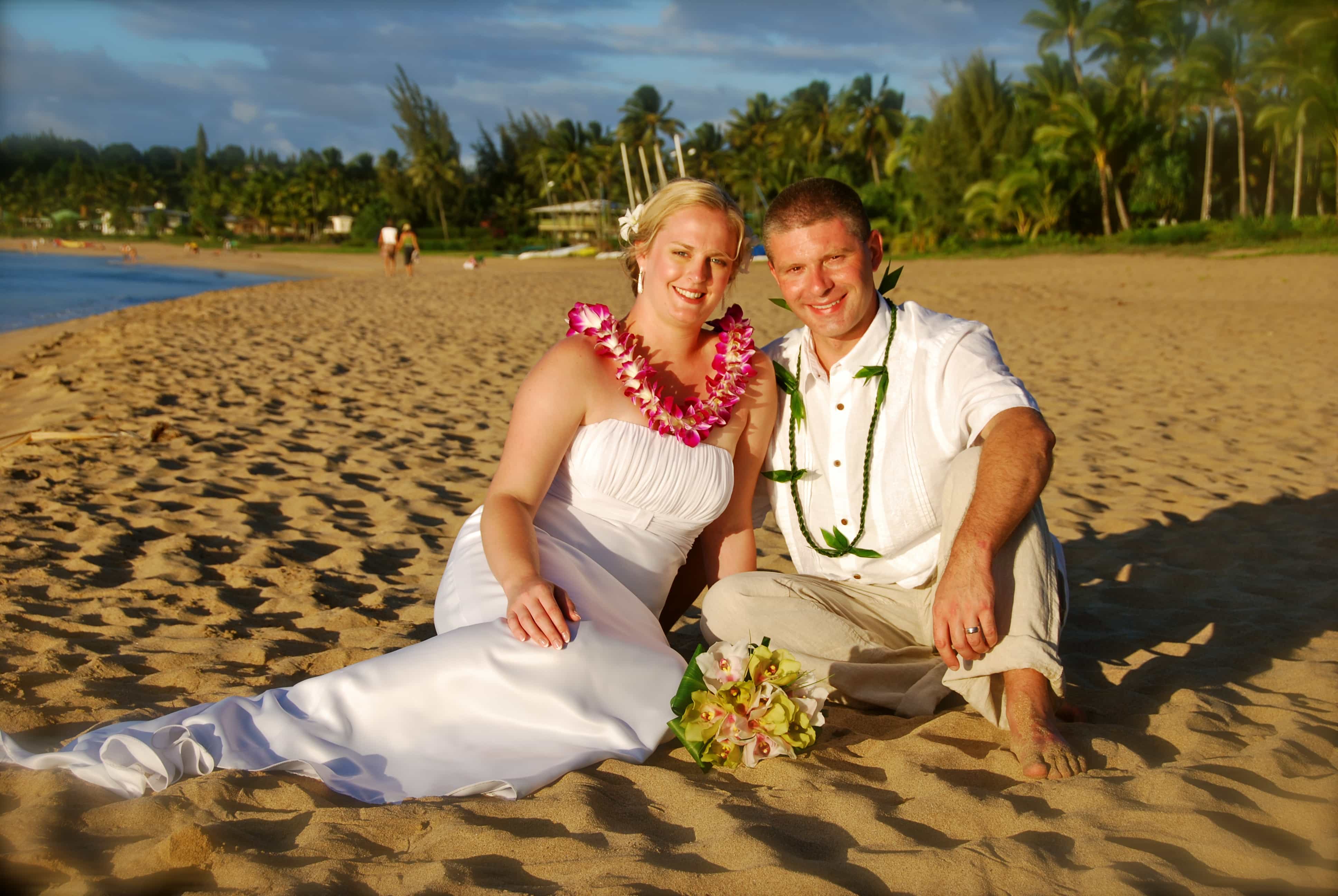 beach-wedding-spot-on-kauai-hanalei
