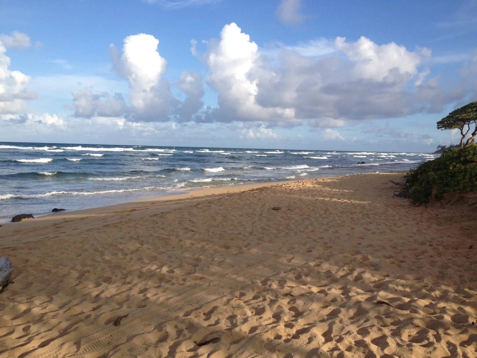 Kauai wedding photo location Nukolii Beach