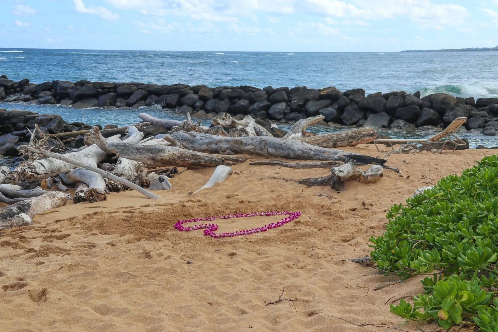 Waipouli Beach wedding photo location