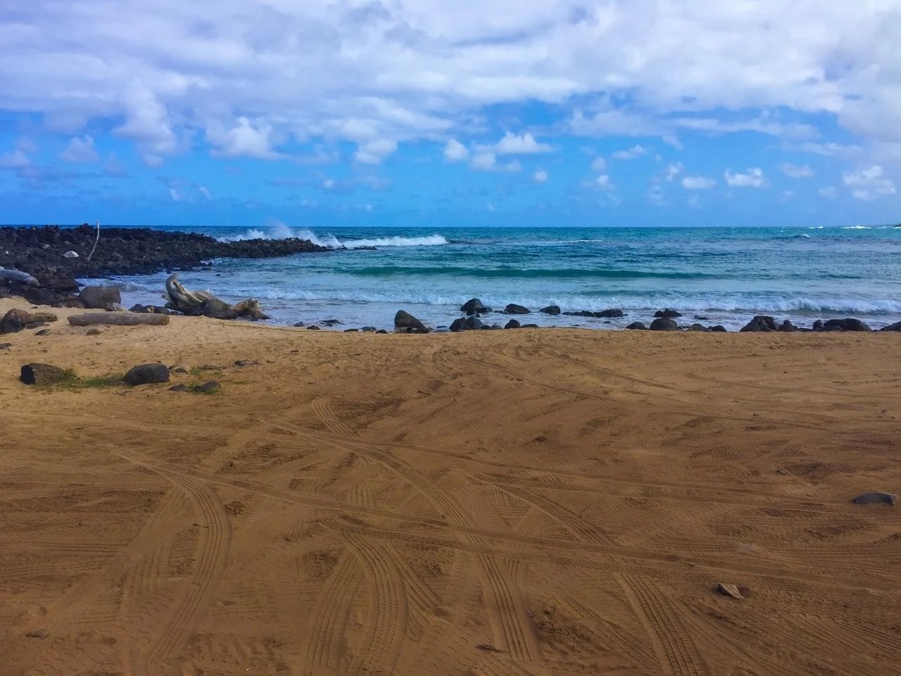 Kauai wedding photo location Kealia Beach